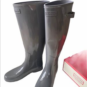 Hunter BRAND NEW tall rain boots